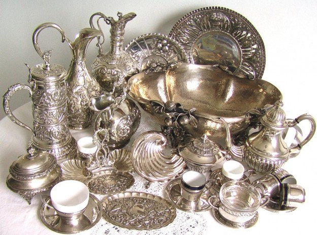 Столовая посуда из драгоценных металлов